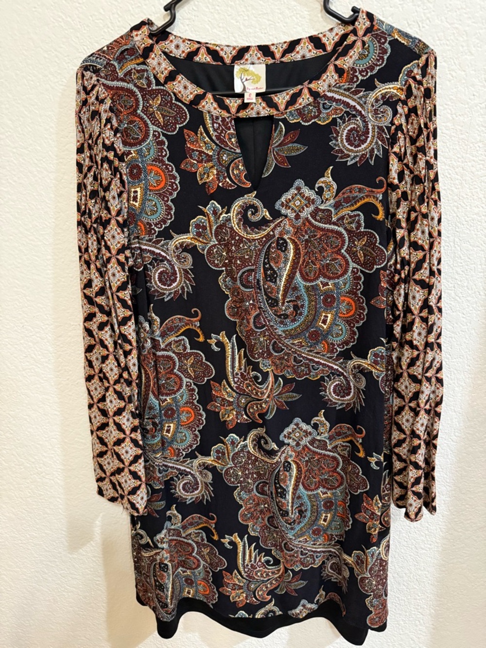 Fig And Flower Paisley Artsy Print  Long Sleeves